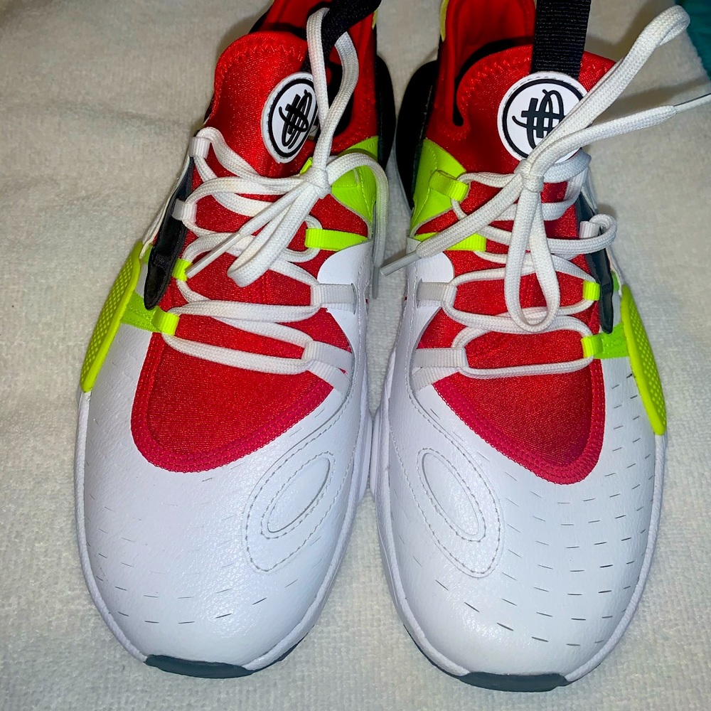 Nike Huarache Edge White University Red Volt Black